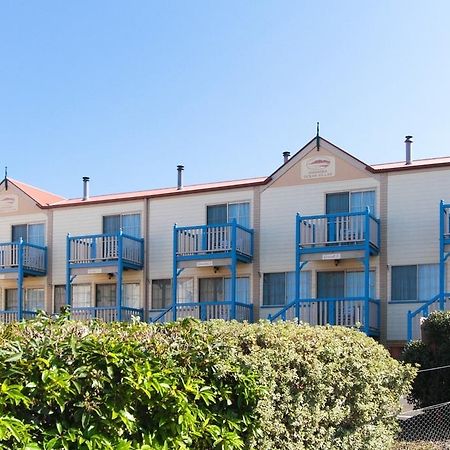 Amos House & Swansea Ocean Villas Екстериор снимка