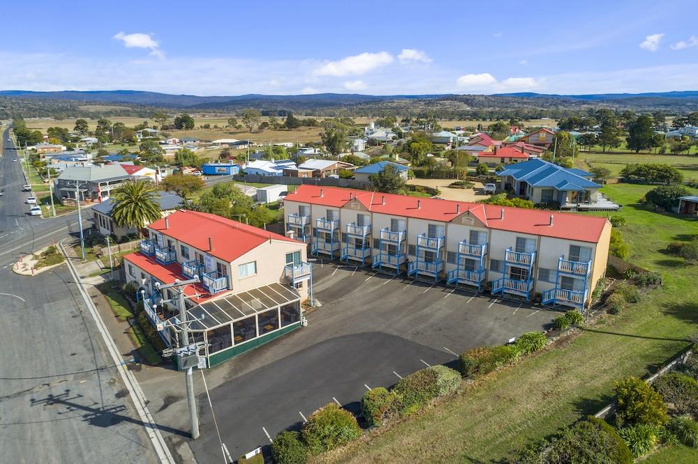 Amos House & Swansea Ocean Villas Екстериор снимка