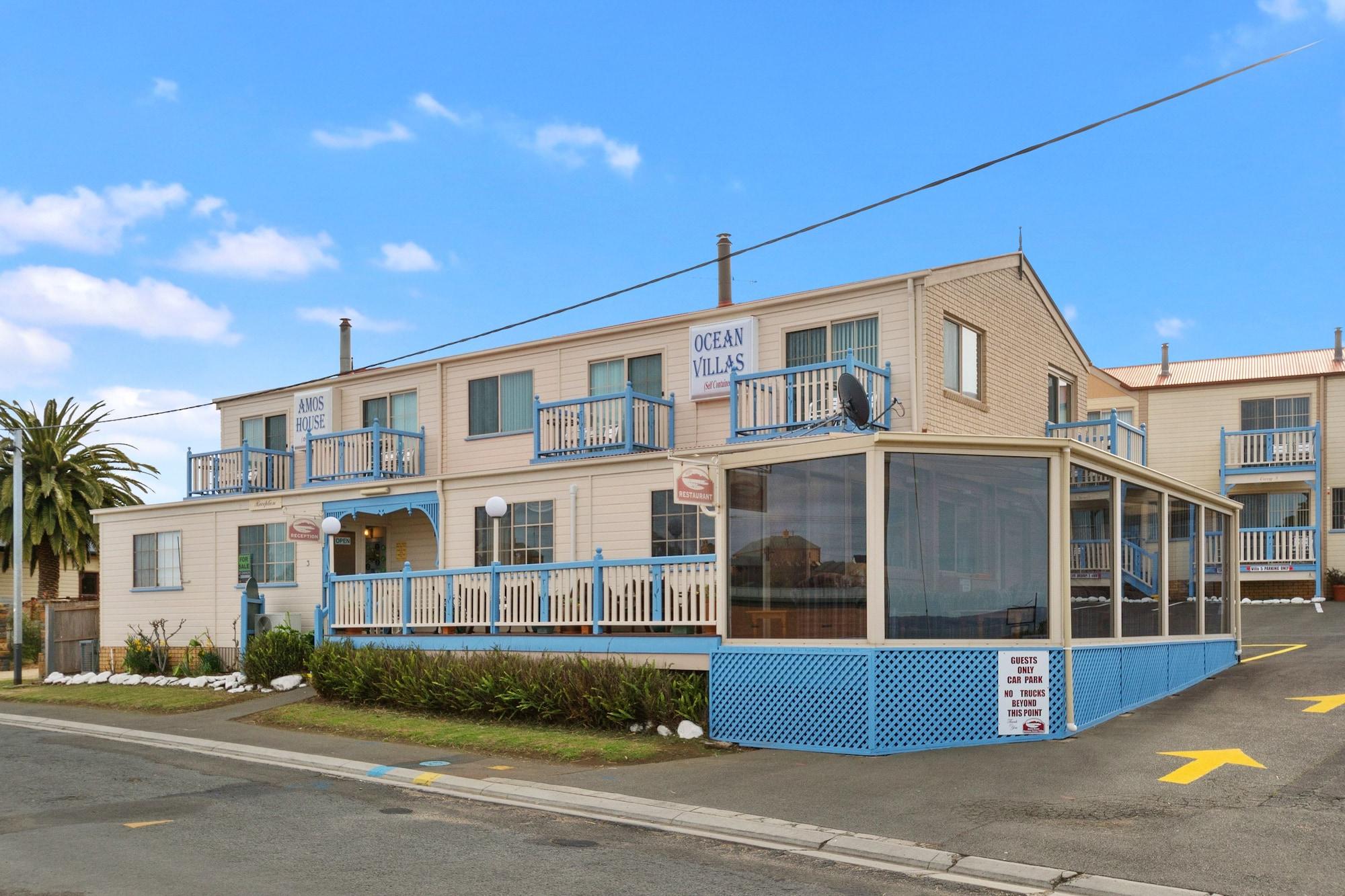 Amos House & Swansea Ocean Villas Екстериор снимка