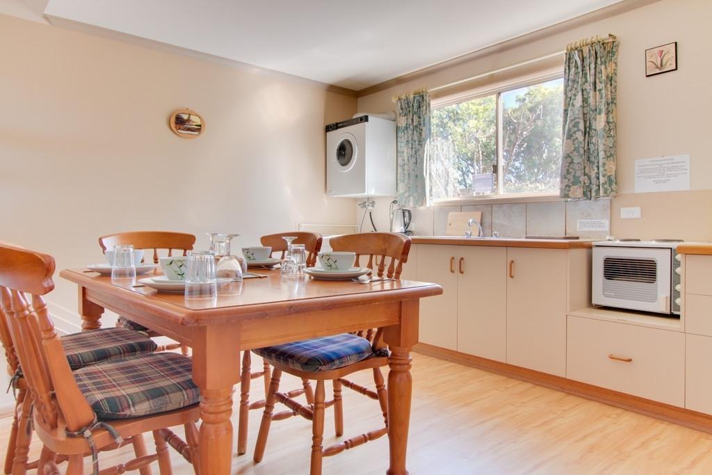 Amos House & Swansea Ocean Villas Екстериор снимка