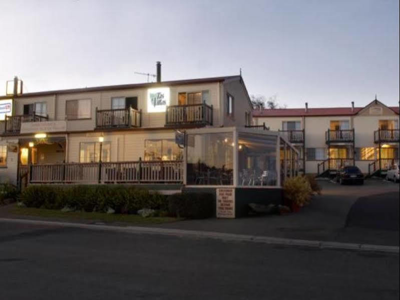 Amos House & Swansea Ocean Villas Екстериор снимка